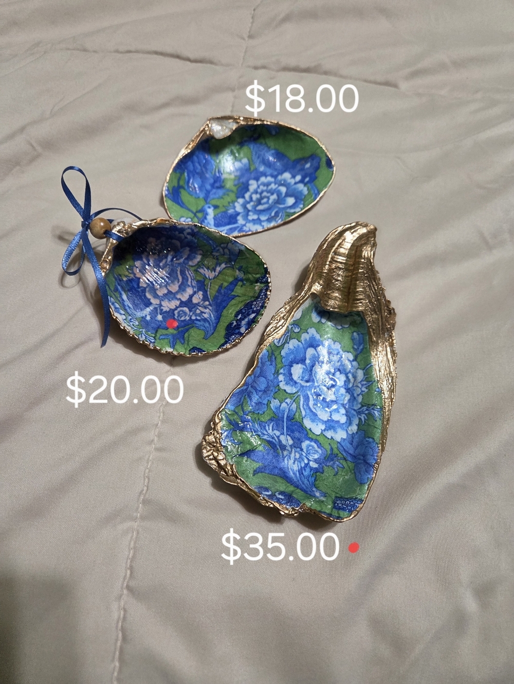 Handcrafted Jewelry Dish in Natural Shells ⚜️💙⚜️ - Picture 2 of 3